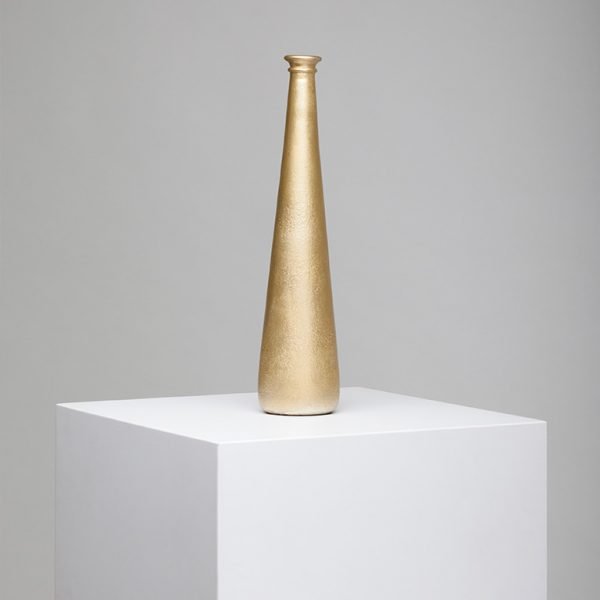 white plinth with object